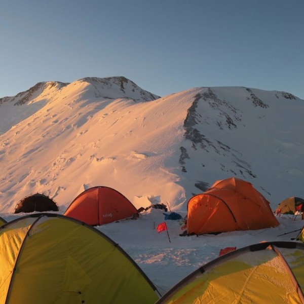 Expedición al Pico Lenin 7.134m