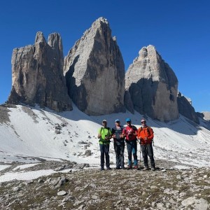 más de 3 personas
